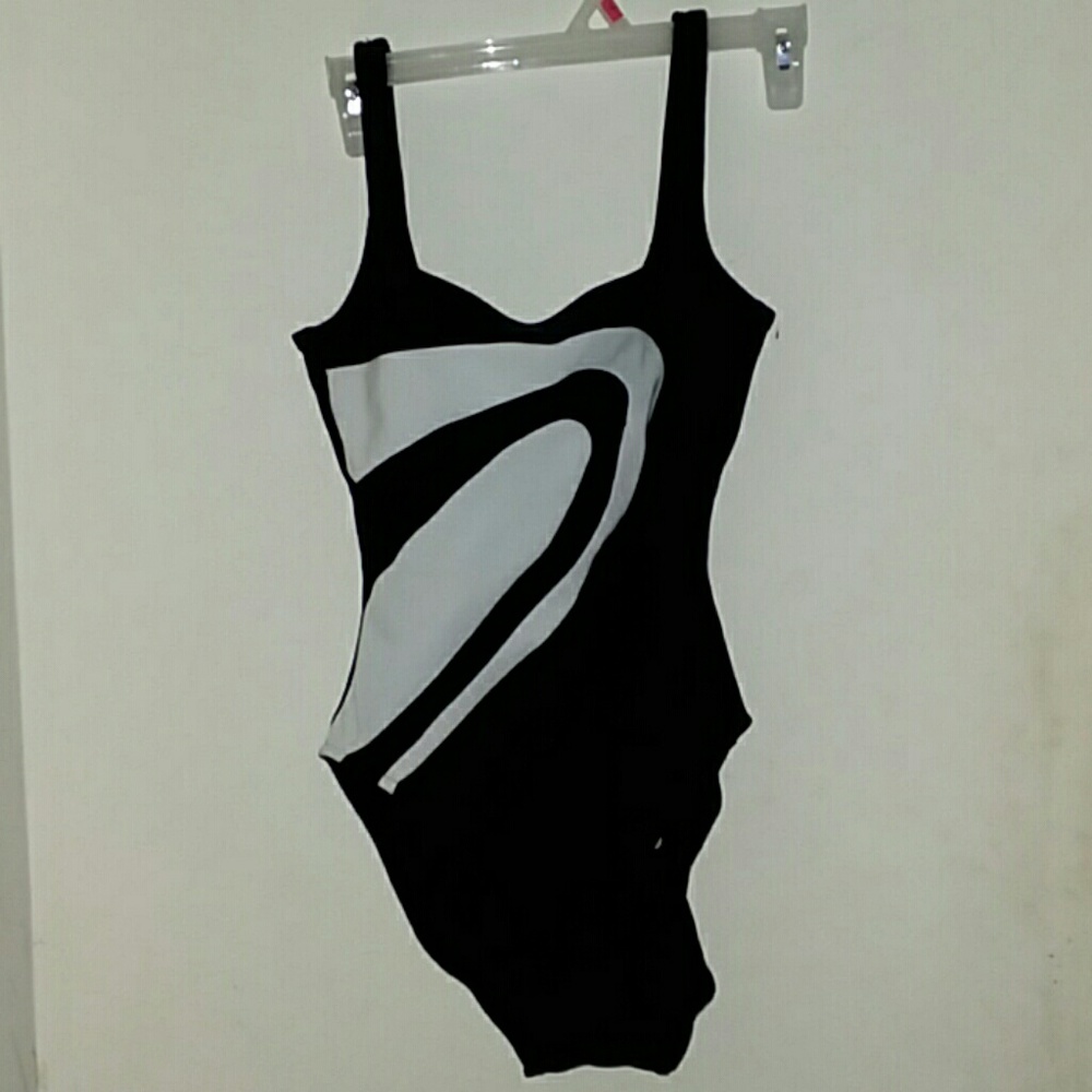 Bathing suit